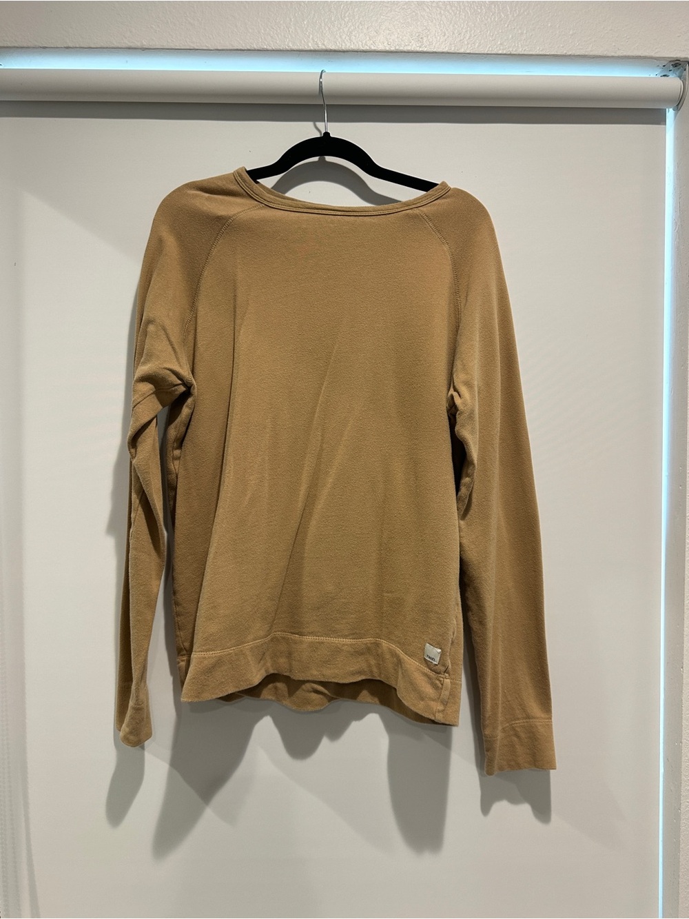 Vuori Classic Women's Crewneck Sweater in Camel